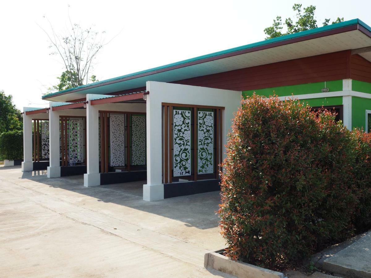 Chomduen Phu Kao Resort Non Sang Bagian luar foto