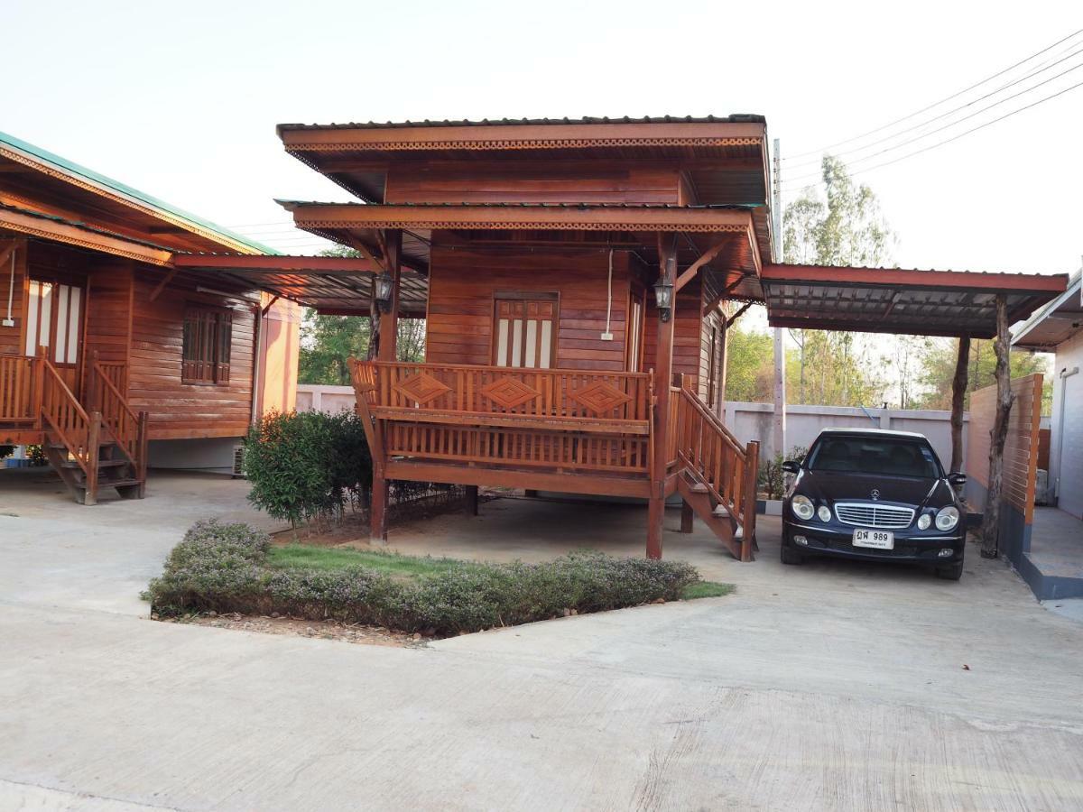 Chomduen Phu Kao Resort Non Sang Bagian luar foto